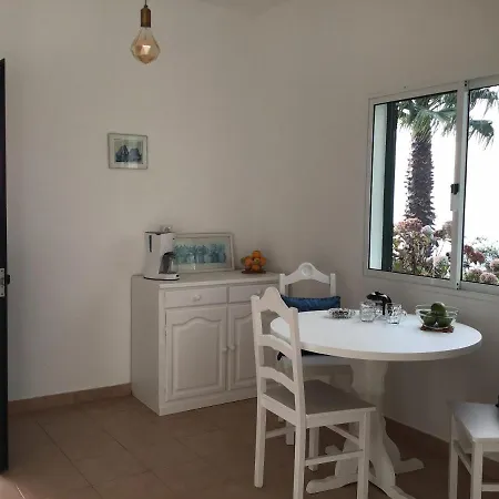 Do Amparo Chalé Ponta do Pargo