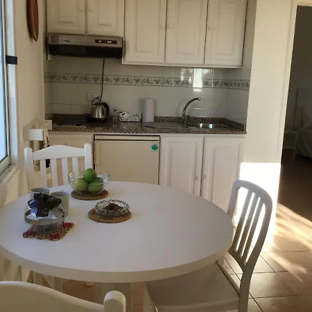 Do Amparo Ponta do Pargo