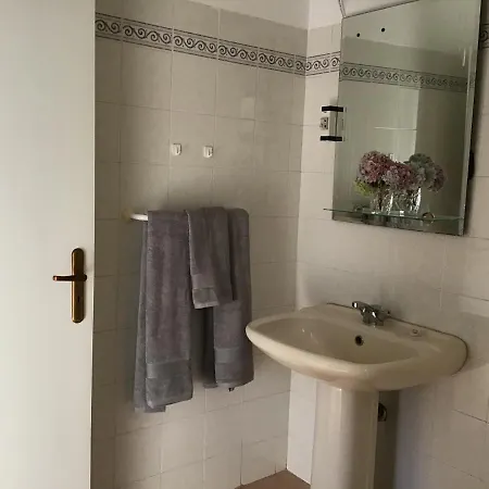 Do Amparo Ponta do Pargo