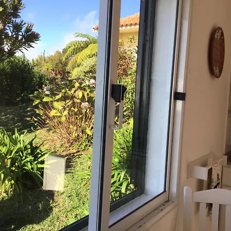 Do Amparo Chalet
