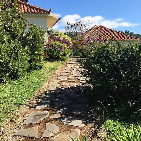 Do Amparo Ponta do Pargo