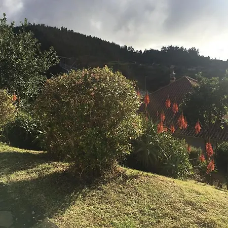 Do Amparo Chalet *
