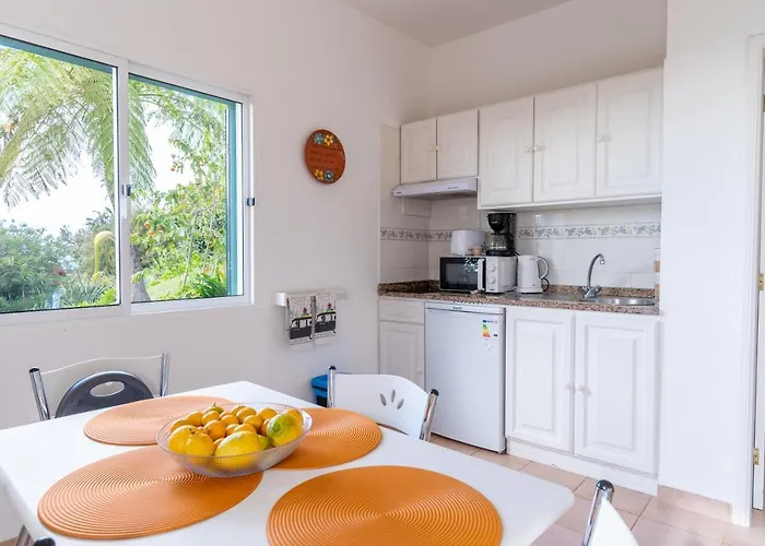 Do Amparo * Ponta do Pargo